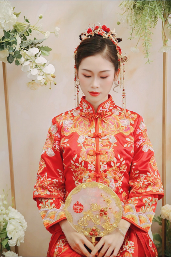 中式新娘妆发